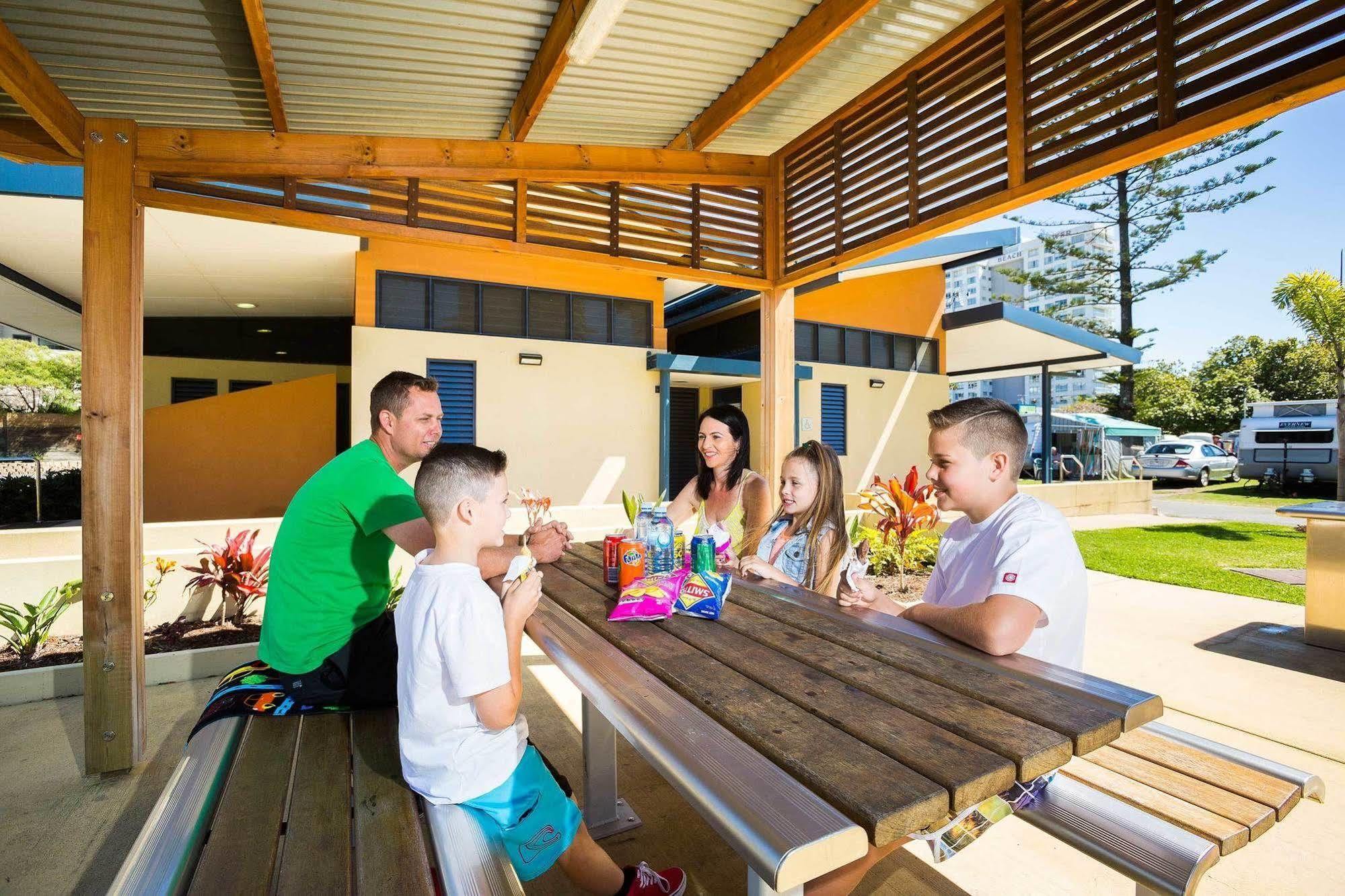 גולד קוסט Burleigh Beach Tourist Park מראה חיצוני תמונה